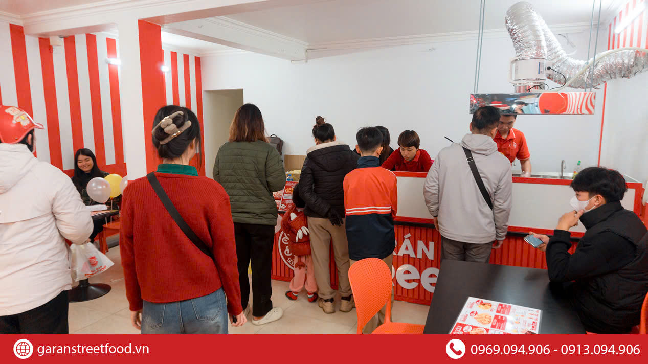 NÊN CHỌN MÔ HÌNH NHƯỢNG QUYỀN THAY VÌ MỞ QUÁN