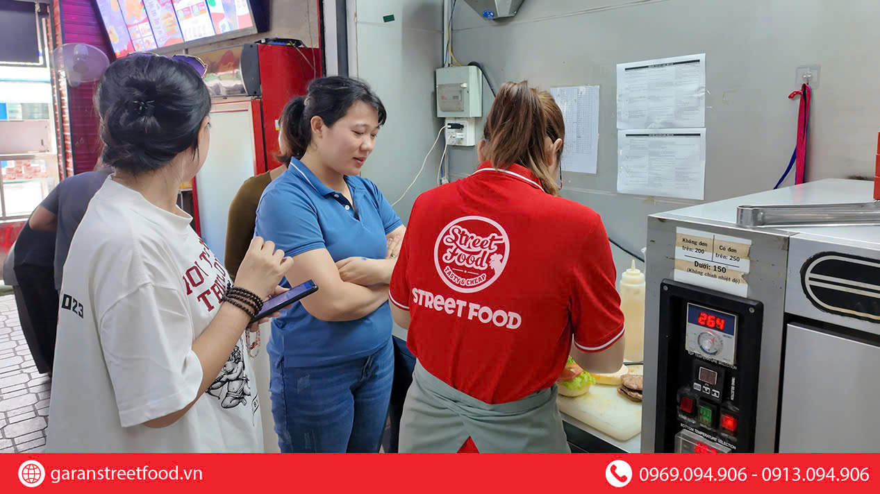 NHƯỢNG QUYỀN GÀ RÁN KHÔNG KHÓ - HỌC HỎI TỪ TRẢI NGHIỆM THỰC TẾ