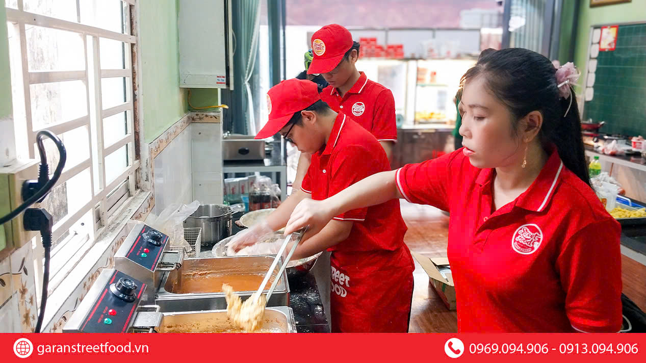 KHAI TRƯƠNG CỬA HÀNG STREET FOOD NINH KIỀU - CẦN THƠ: NHẸ NHÀNG ĐẾN ỔN ĐỊNH NGAY TỪ ĐẦU