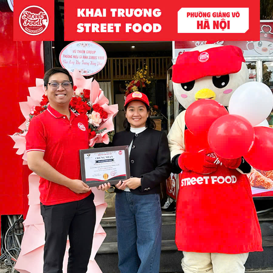 KHAI TRƯƠNG GÀ RÁN STREET FOOD KIM MÃ - MÔ HÌNH GỌN NHẸ BẮT NHỊP TỐT TẠI TRUNG TÂM HÀ NỘI