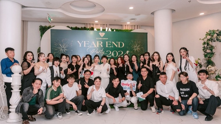 Văn hoá & đội ngũ Vũ Thiên Group — Gà Rán Street Food