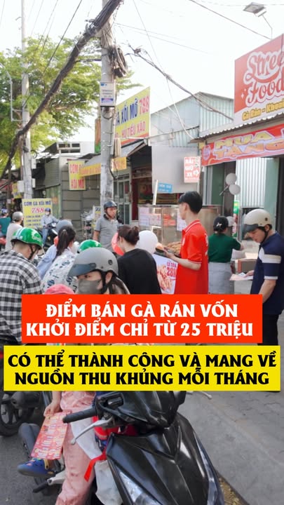 Khách đông ngày khai trương Street Food An Khương