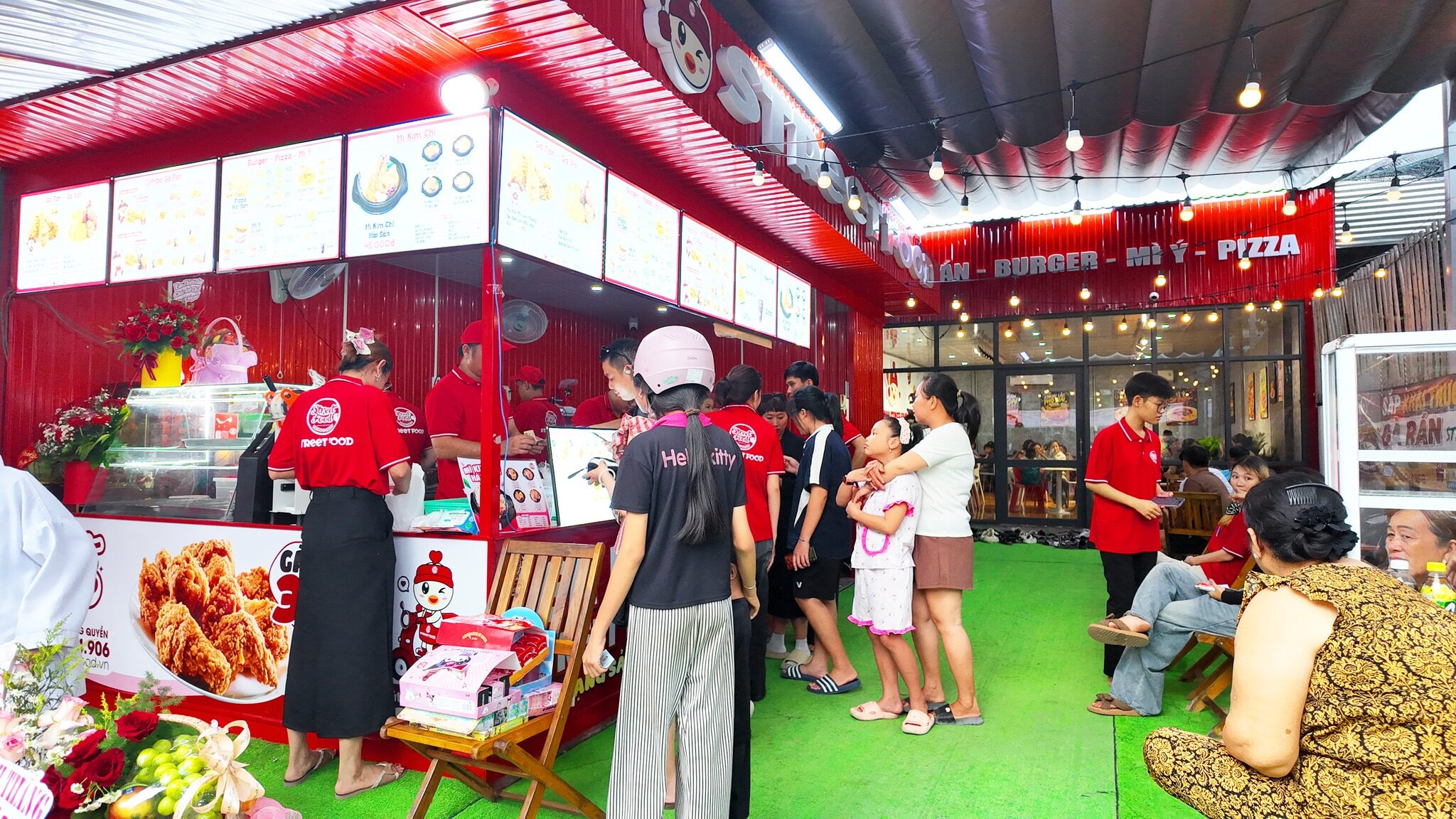 Không gian quầy phục vụ Street Food Tây Ninh